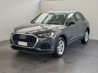 AUDI Q3 35 TDI S tronic Business